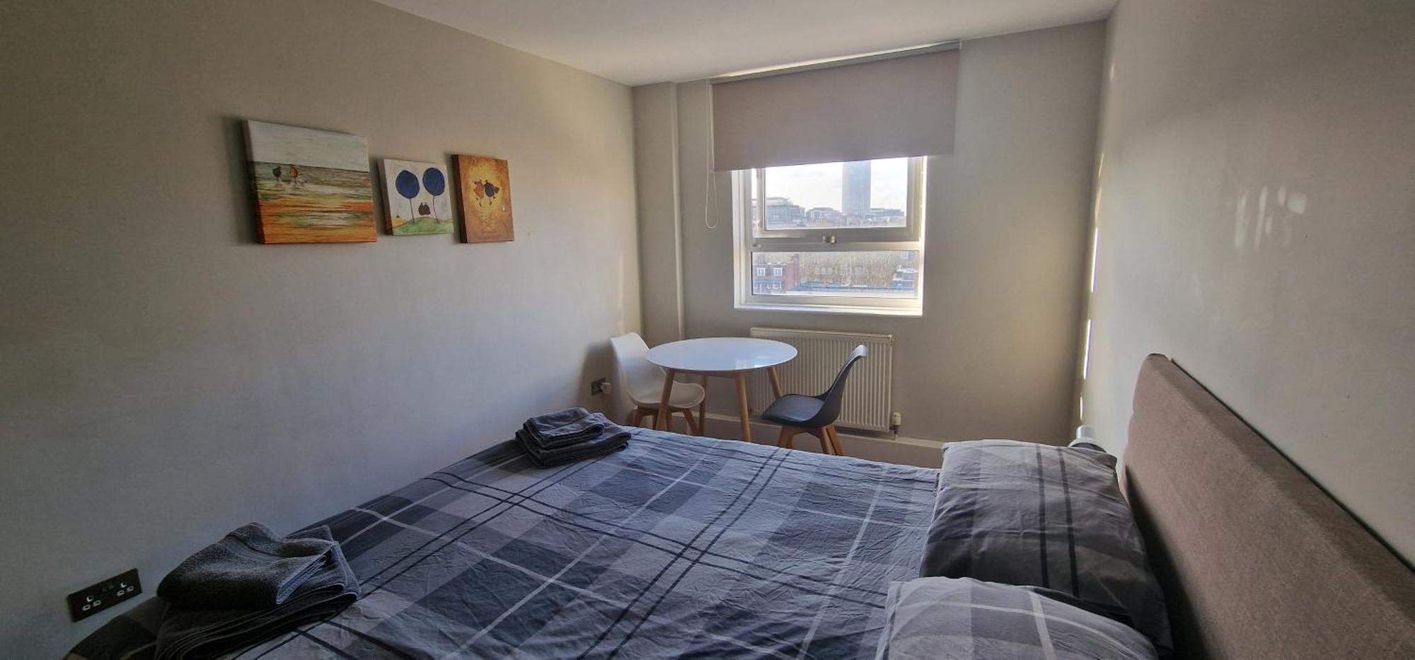 Beautiful 3-Bedroom Flat With Stunning Views London Exteriör bild